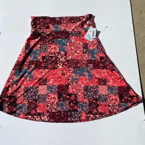 NWT LulaRoe Azure Skirt 2XL Pink Patchwork Design